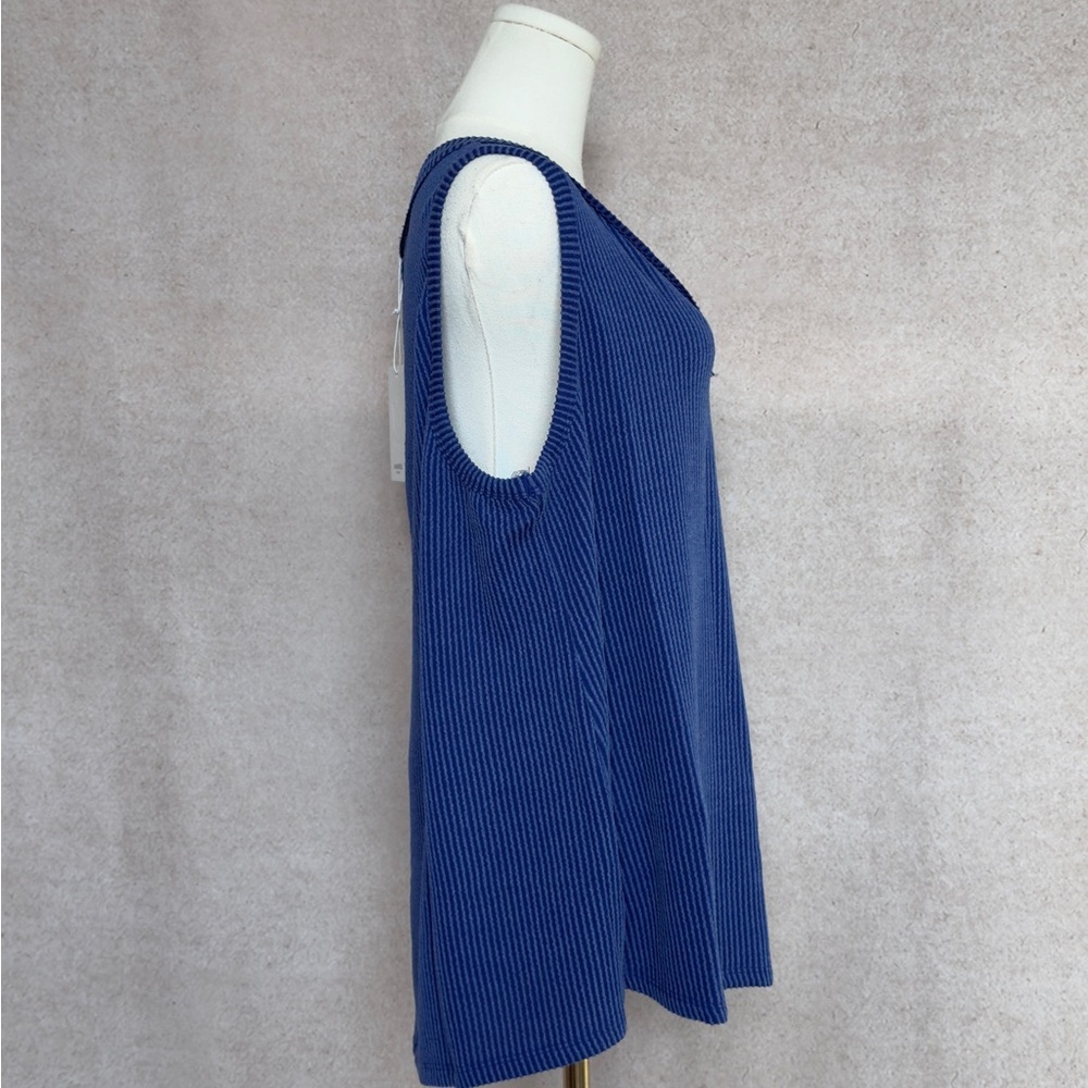ANDREE BY UNIT Rich Cobalt Royal Blue Knit Tank Top A Versatile Closet Staple - Picture 6 of 8